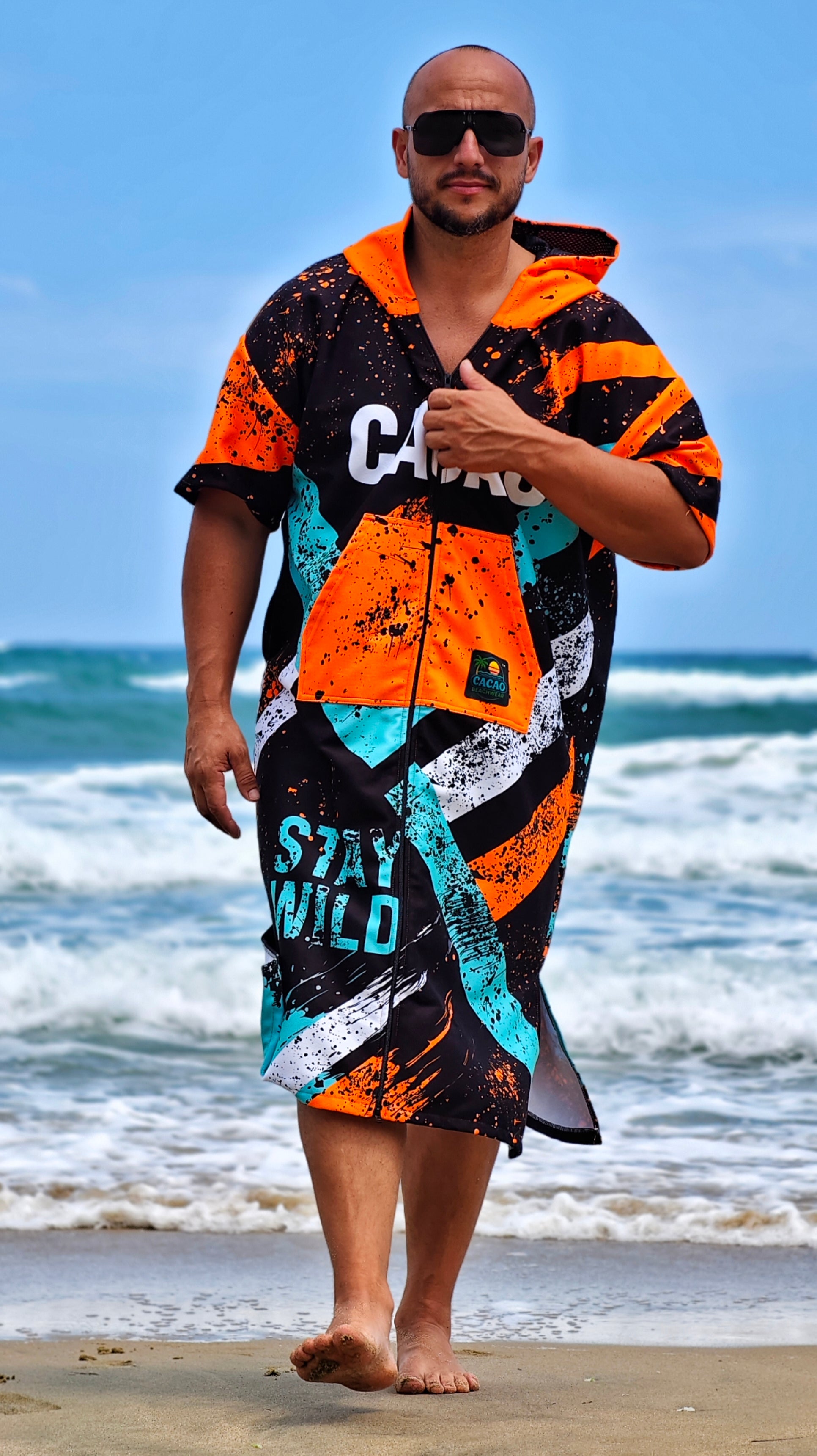 Blue Spirit men’s beach poncho towel with hood, zipper and pockets – CACAO Beachwear™