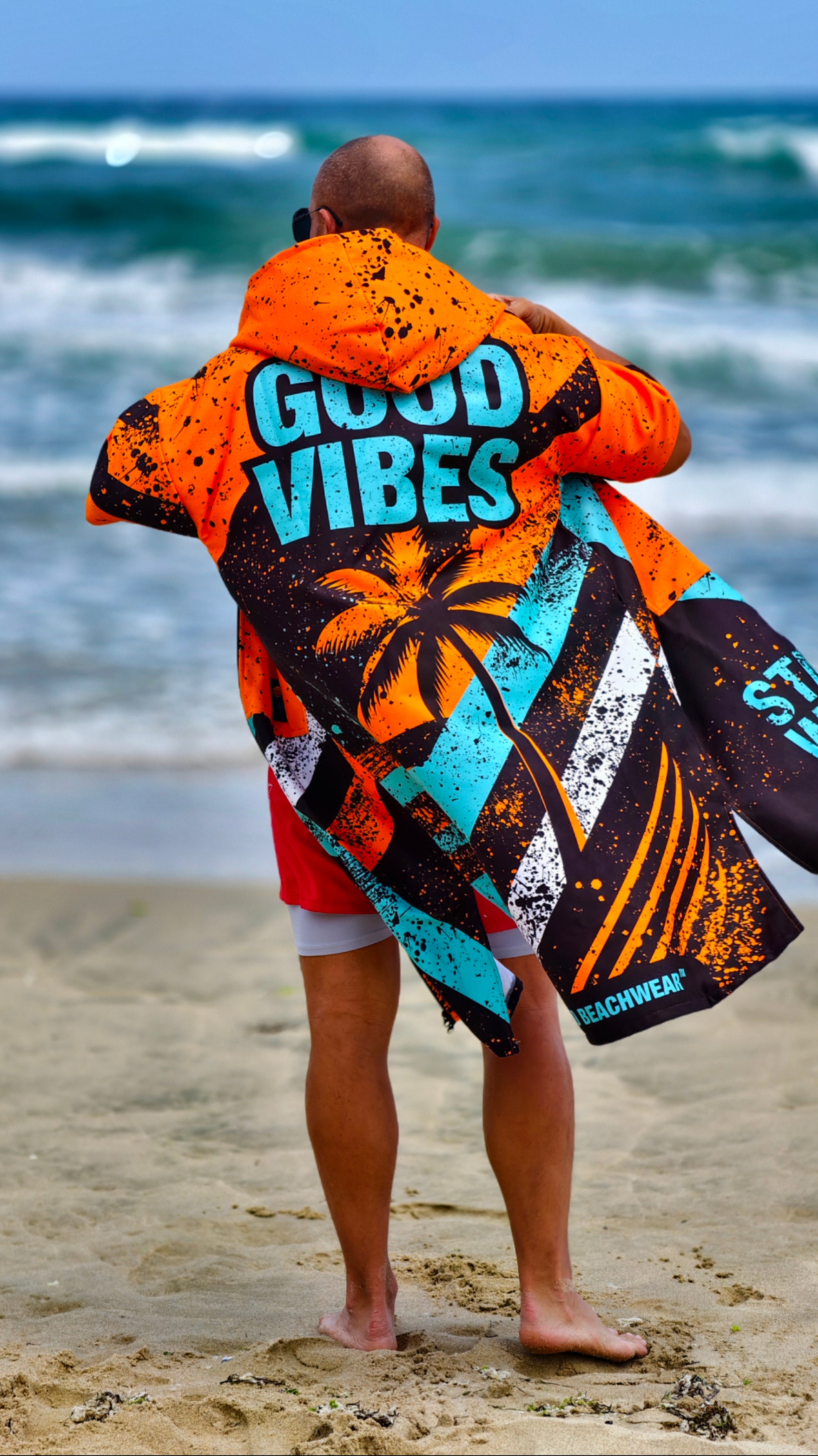 Blue Spirit men’s beach poncho towel with hood, zipper and pockets – CACAO Beachwear™