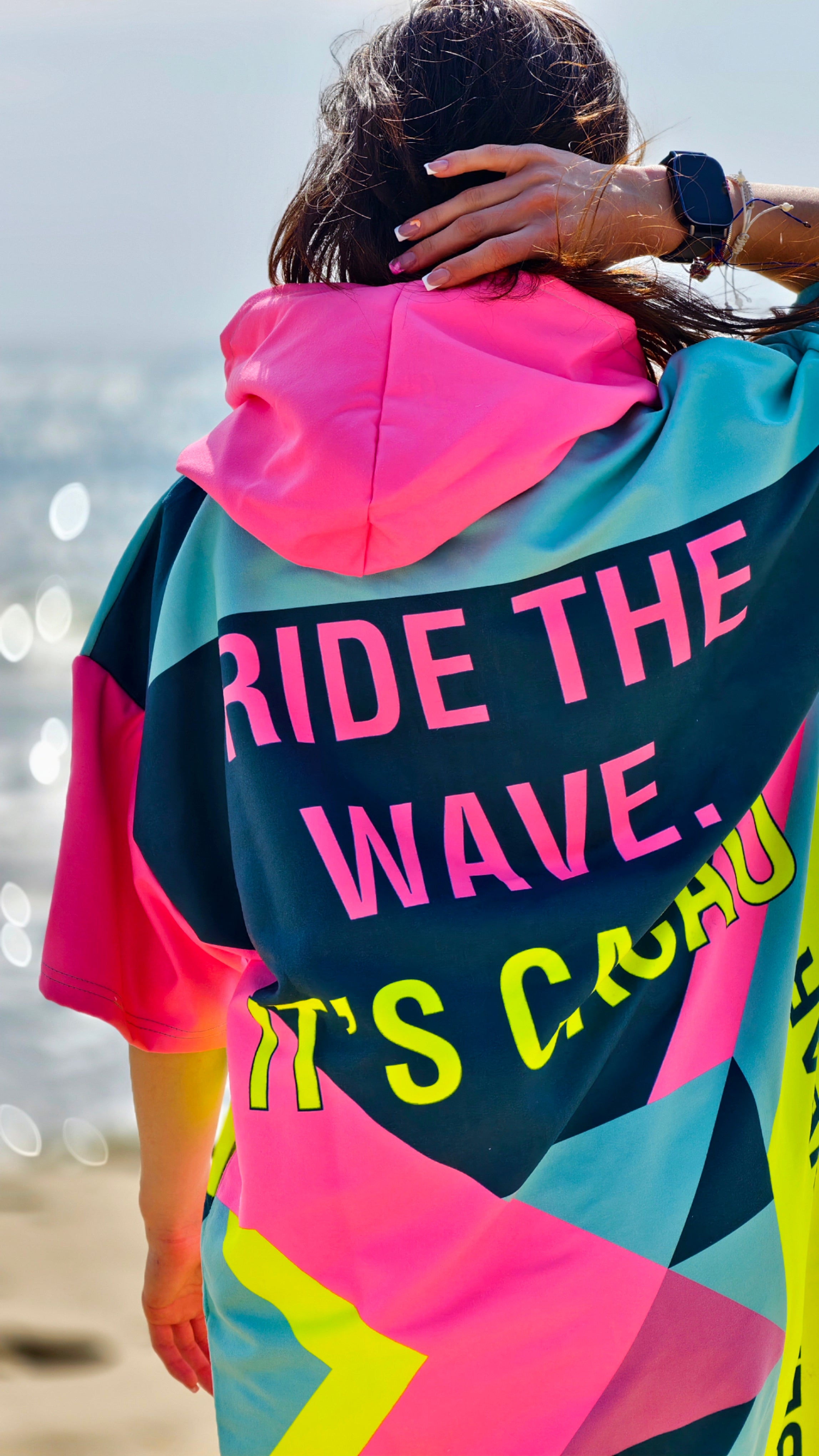 Colorful Solar Vibes women’s beach poncho NanoDry Ultra™ towel with hood, zipper and pockets – CACAO Beachwear™