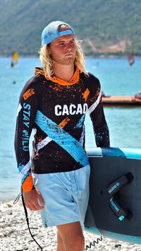 Rashguard para hombre Blue Spirit de CACAO Beachwear™️ con protección UV
