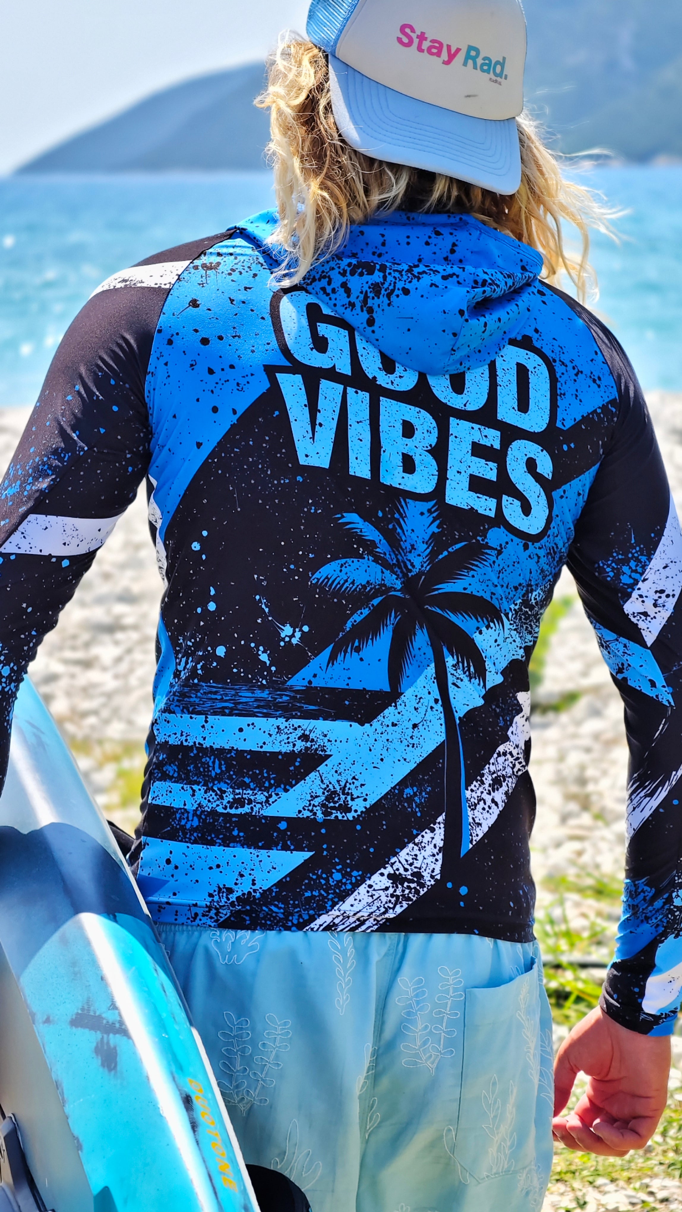 Blue Spirit Sky men’s rashguard CACAO Beachwear™️ with UV Protection