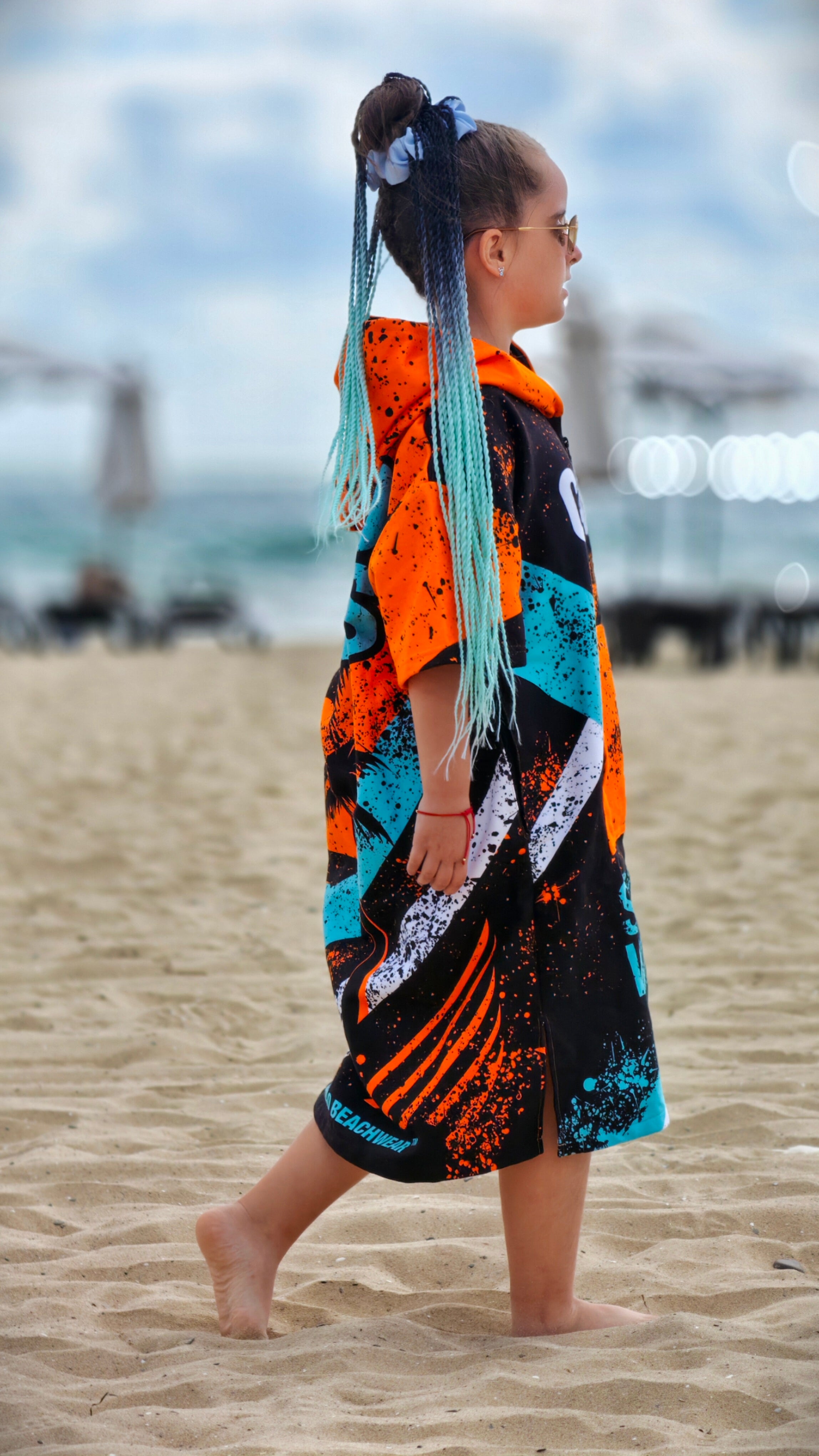 Blue Spirit children’s beach poncho towel with hood, zipper and pockets – CACAO Beachwear™