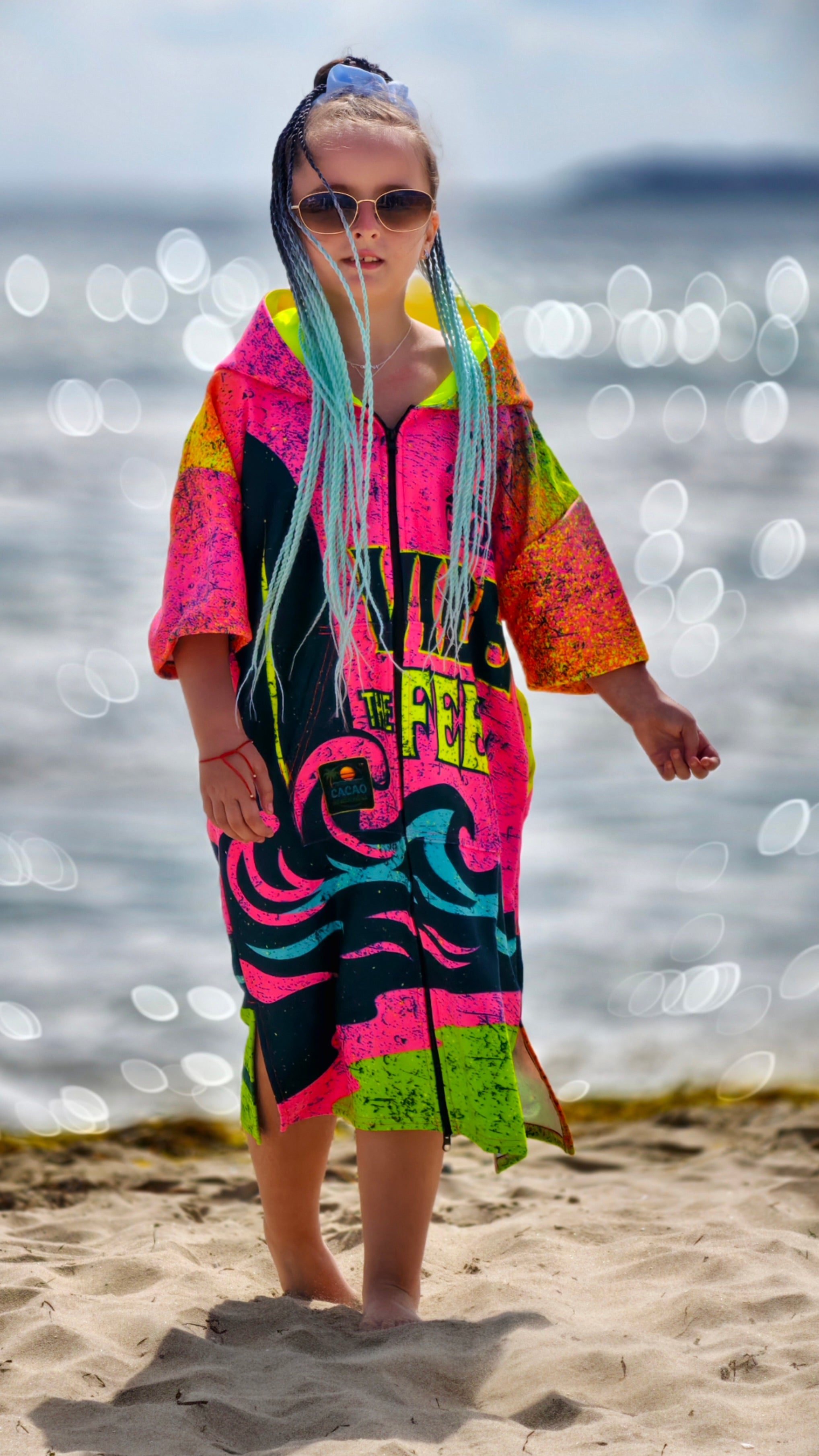 Paradise children’s beach poncho towel with hood, zipper and pockets – CACAO Beachwear™