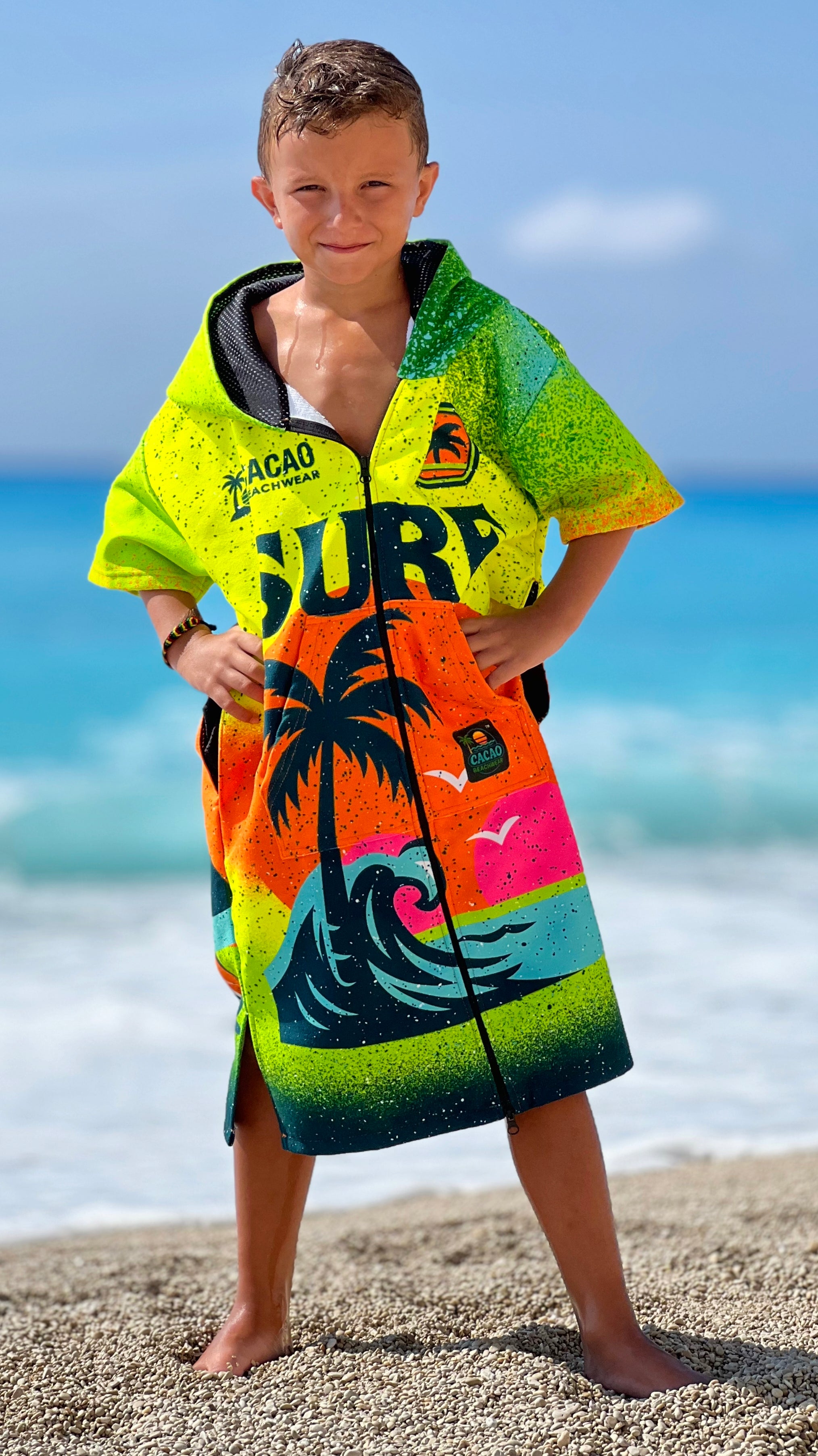 Surf Vibe children’s beach poncho towel with hood, zipper and pockets – CACAO Beachwear™