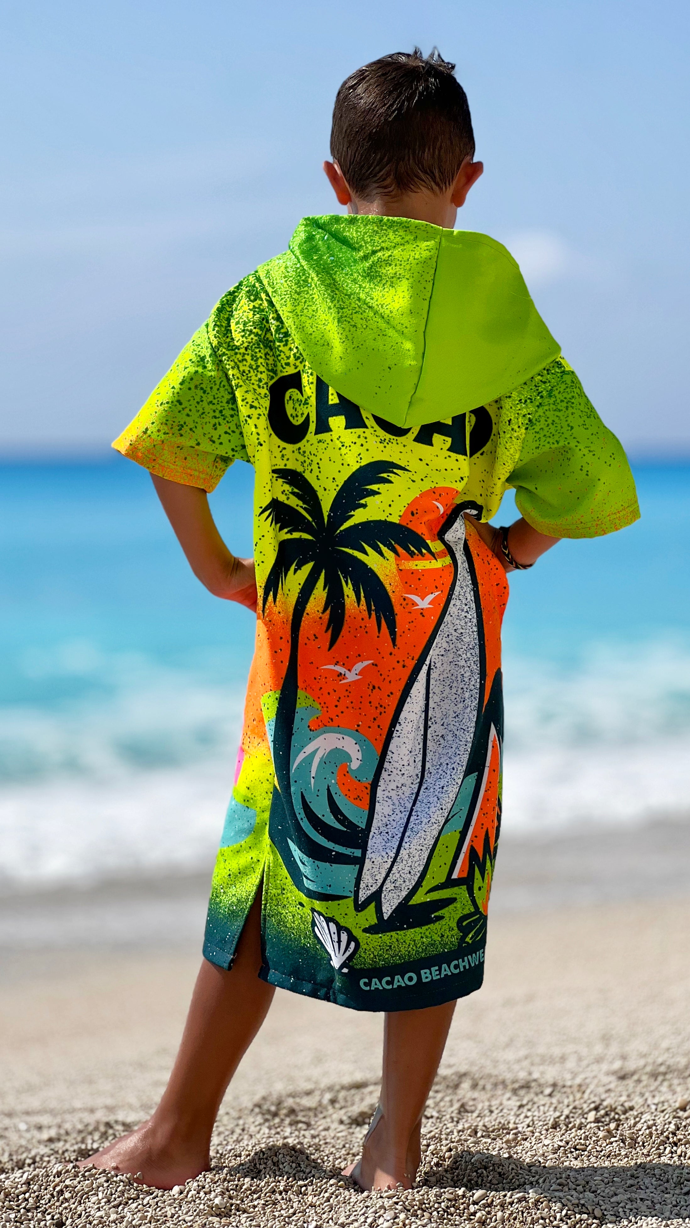 Surf Vibe children’s beach poncho towel with hood, zipper and pockets – CACAO Beachwear™