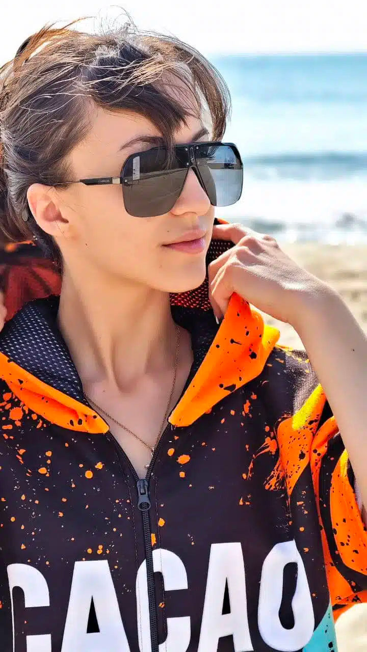 Blue Spirit women’s beach poncho towel with hood, zipper and pockets – CACAO Beachwear™